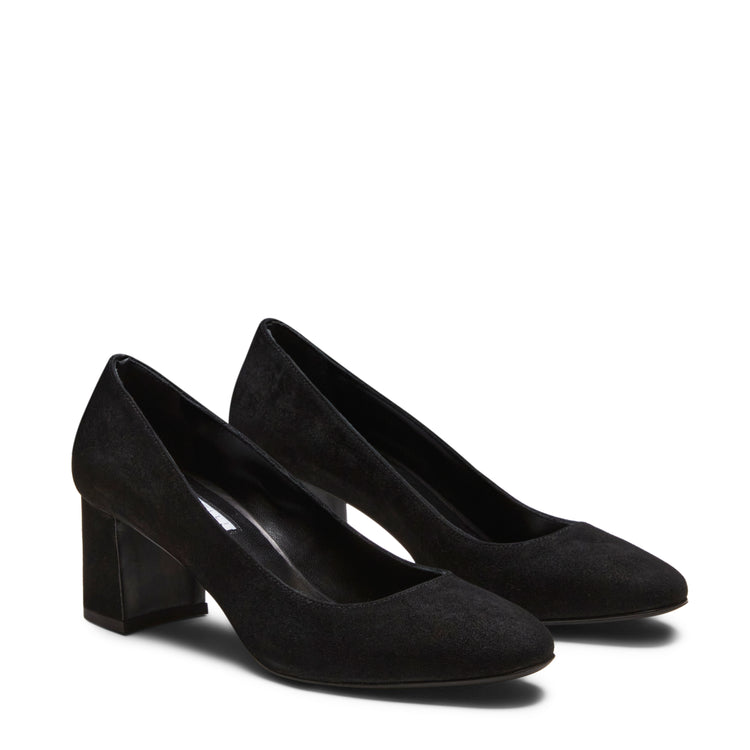 Suede pump