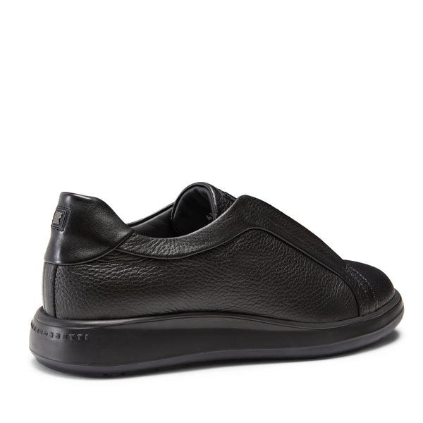 Sneaker in pelle da uomo