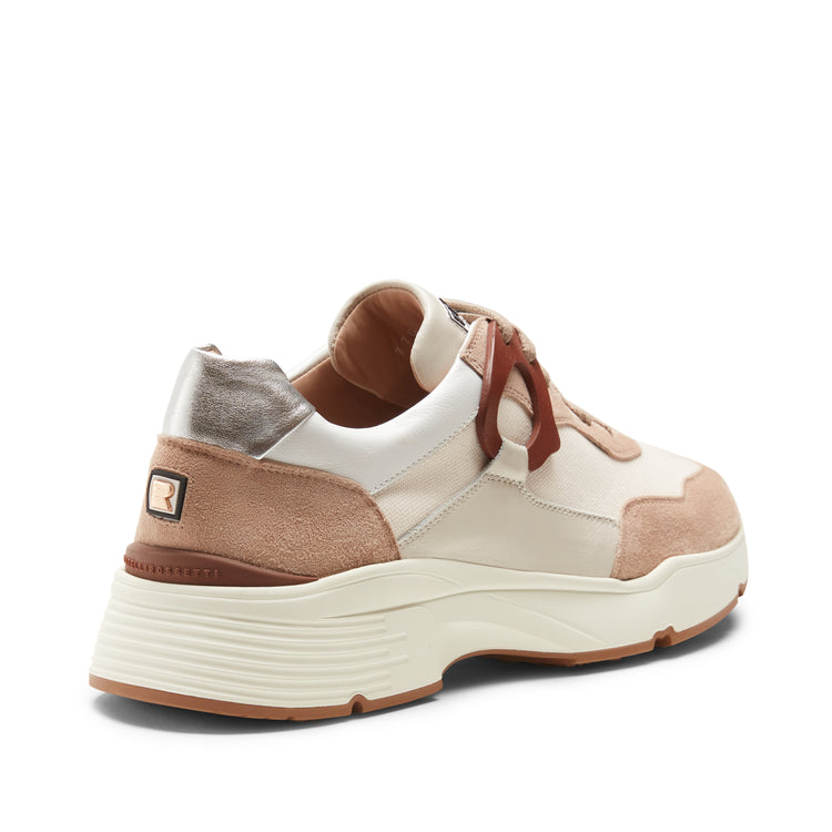 Sneaker aus Leder und Stoff