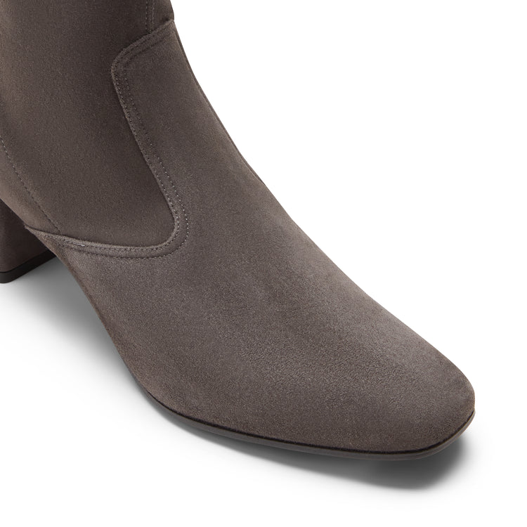 Stiefel aus Veloursleder