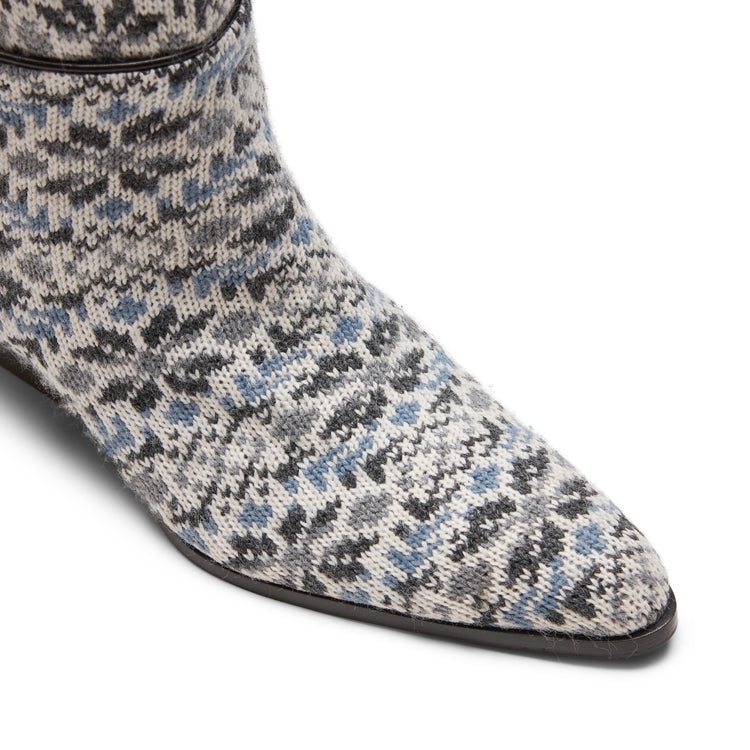 Patterned fabric boot