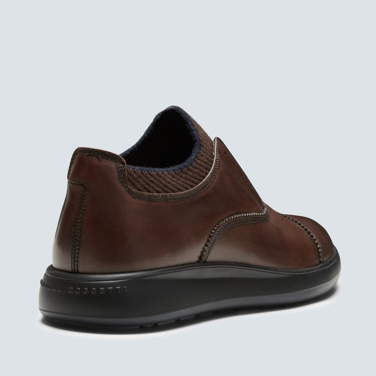 Leather Oxford shoe with fabric insert