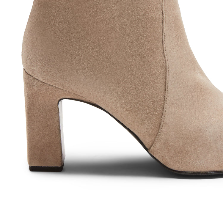 Stiefel aus Veloursleder