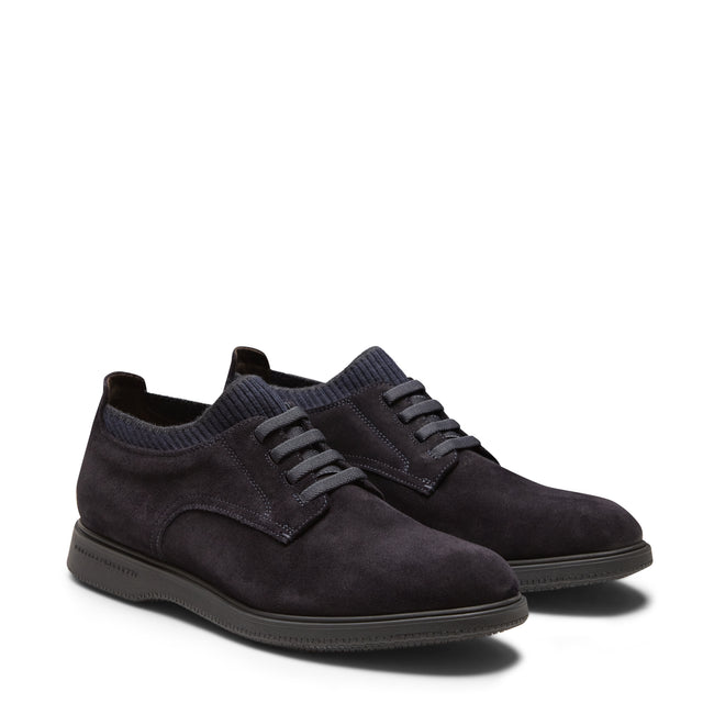 Derby aus Veloursleder