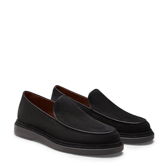 Mocassins noirs en daim