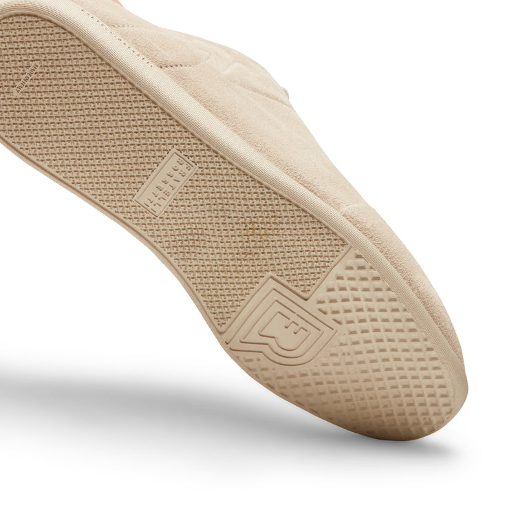 Sneaker in pelle scamosciata da uomo