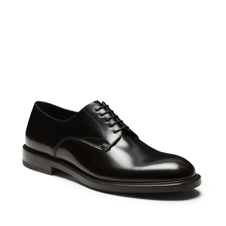 Zapato de cordones Derby de piel de color negro