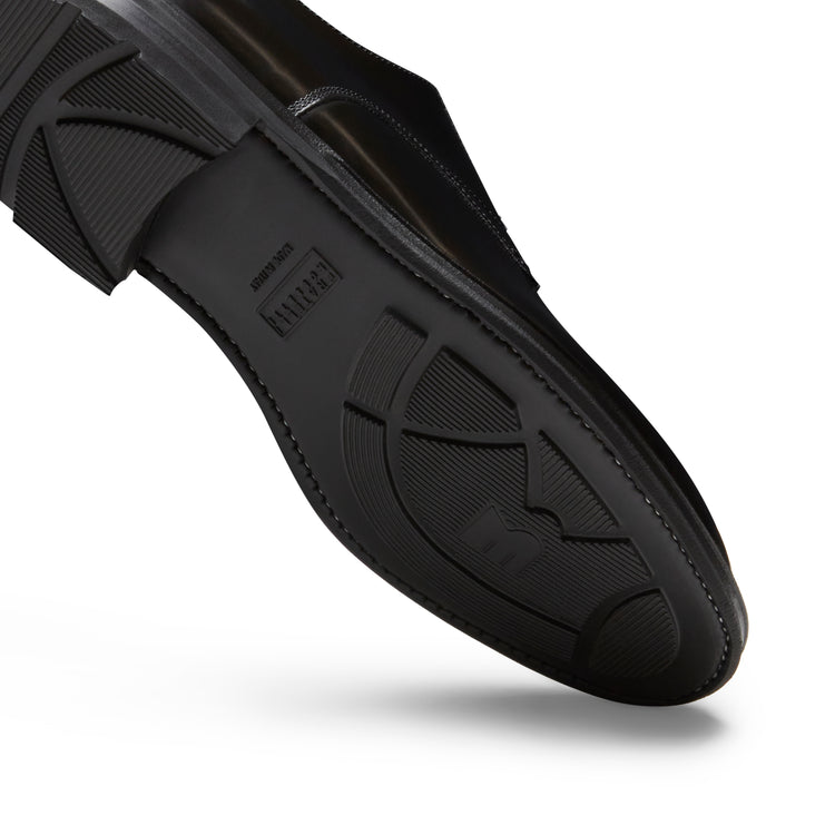 Black leather lace-up Derby shoe