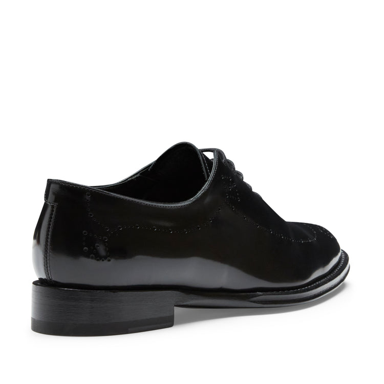 Francesina nera in pelle da donna