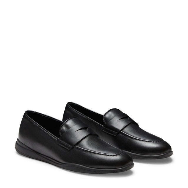 Mocasín Kyoto de piel de color negro para mujer