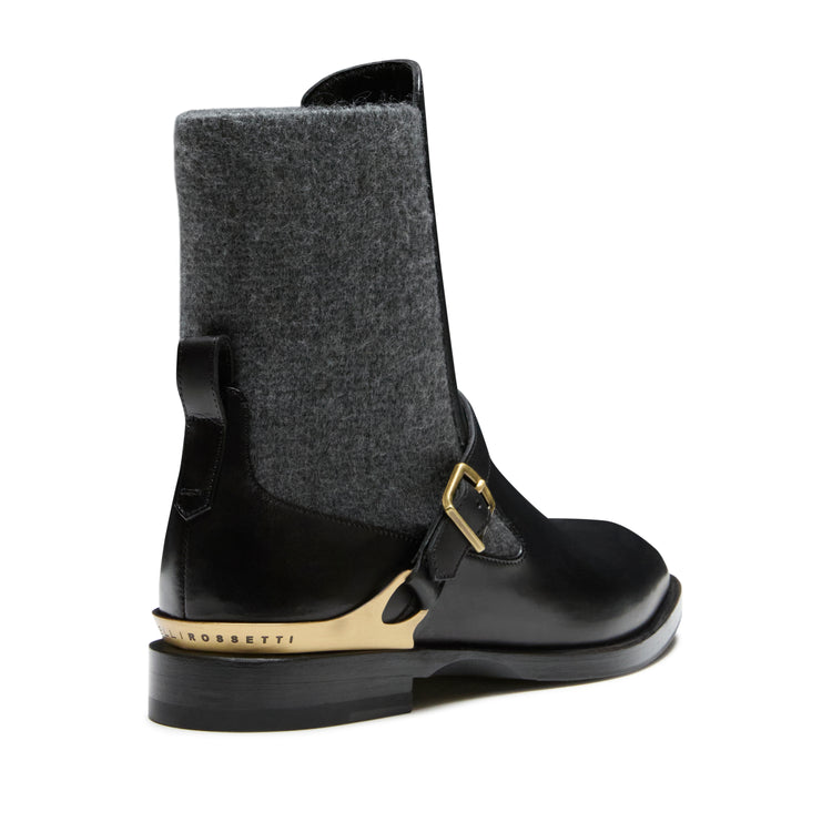 Black leather Magenta ankle boot
