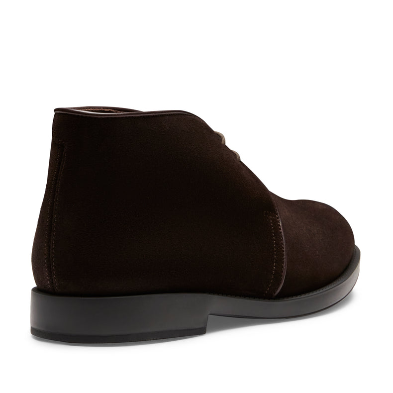 Men’s cocoa brown water-repellent suede desert boot