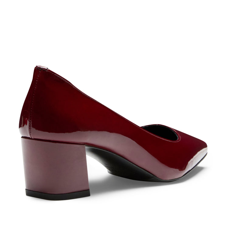 Garnet patent leather medium-heel pump
