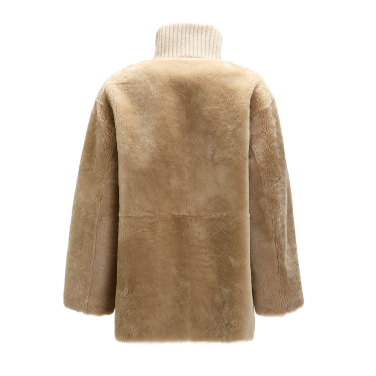 Cappotto da donna in shearling reversibile sabbia
