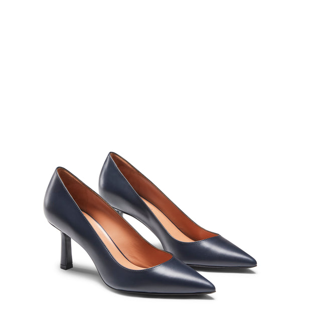 Dï¿½colletï¿½ in pelle