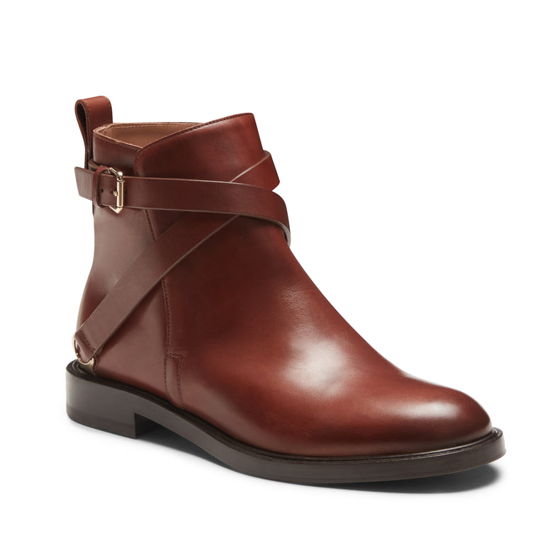 Leather Magenta ankle boot