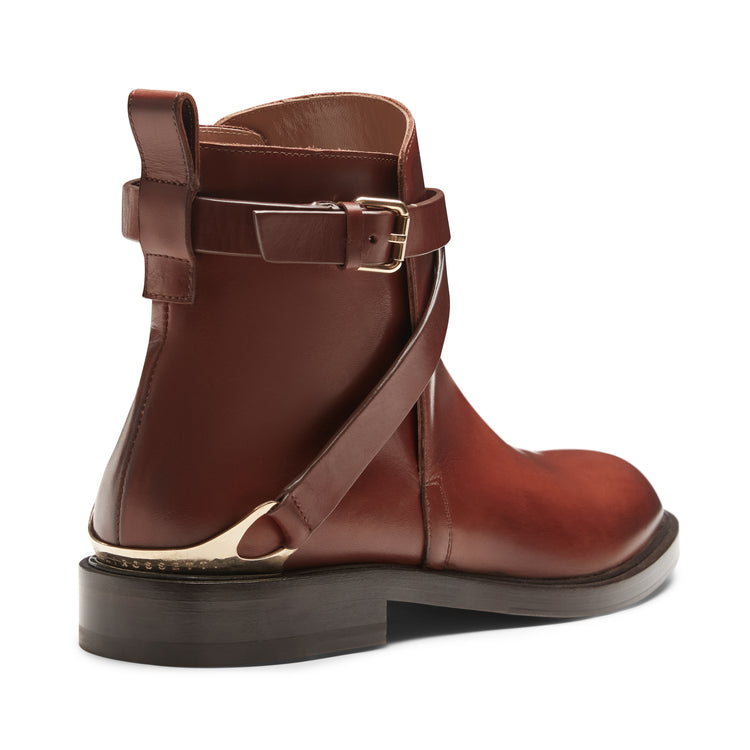 Leather Magenta ankle boot