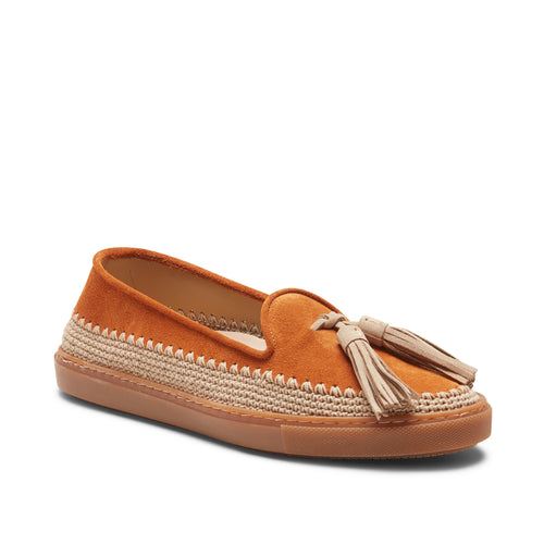 Brera Sport Green Side da donna in pelle scamosciata color cotto con nappine, cuciture e suola in gomma.