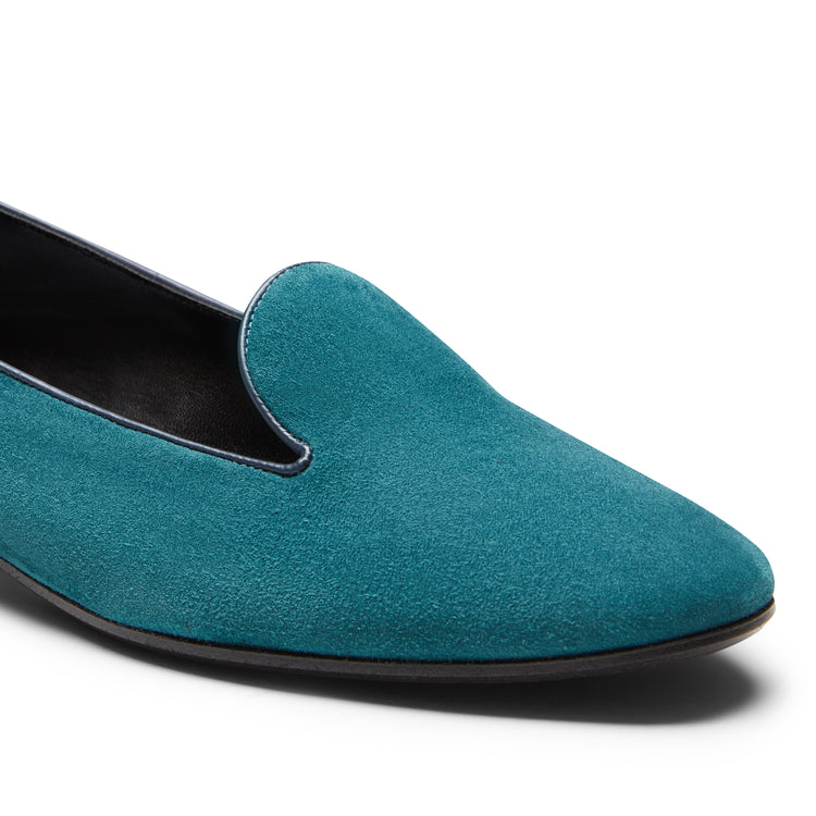 Women's suede slippers