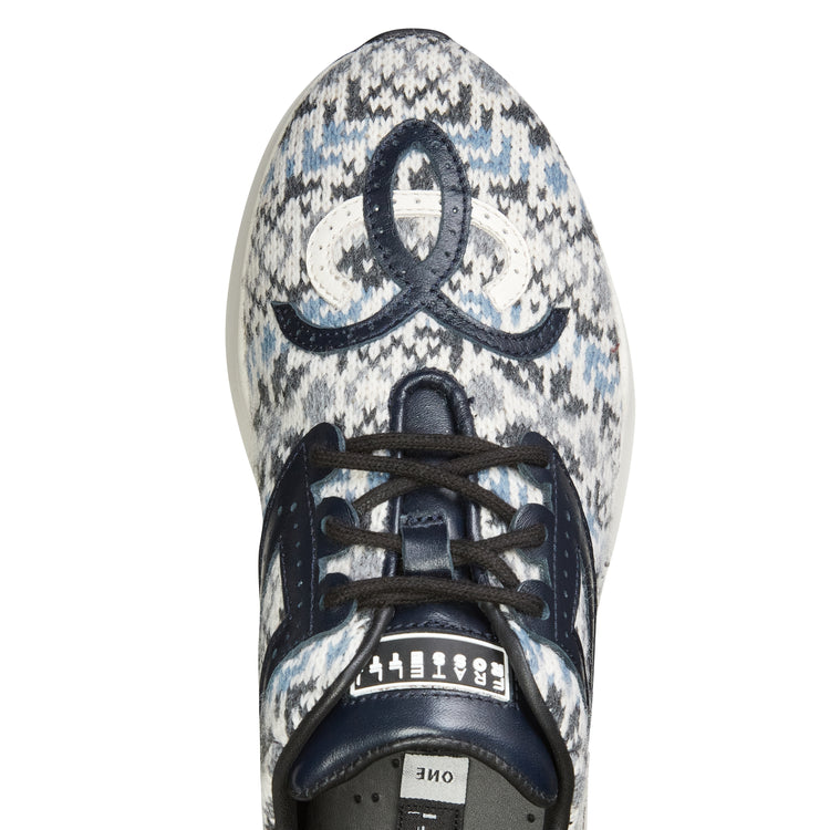 Sneaker in  pelle e tessuto fantasia