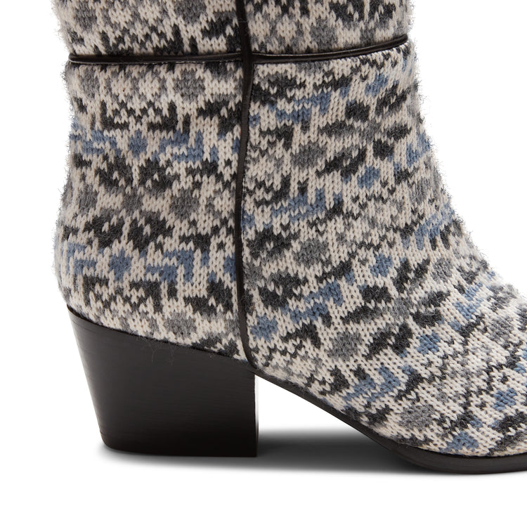 Patterned fabric boot