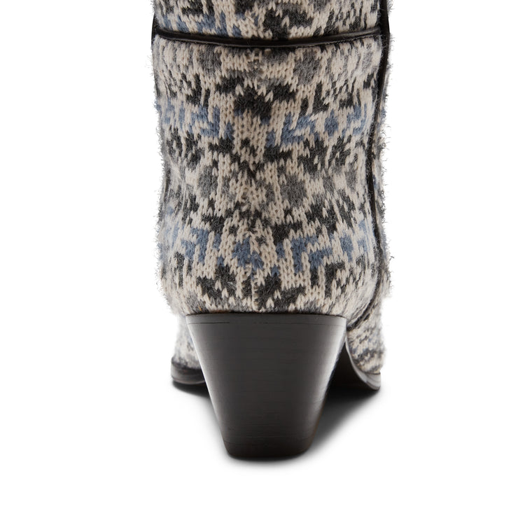 Patterned fabric boot