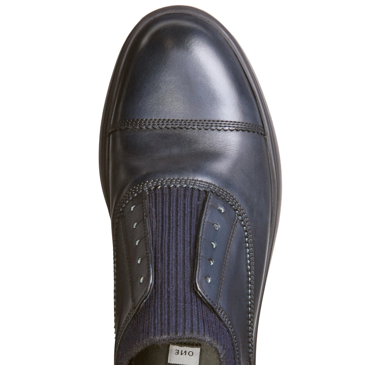 Leather Oxford shoe with fabric insert