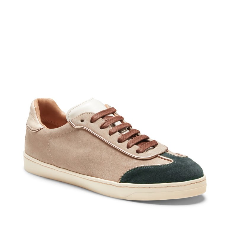 Suede sneaker