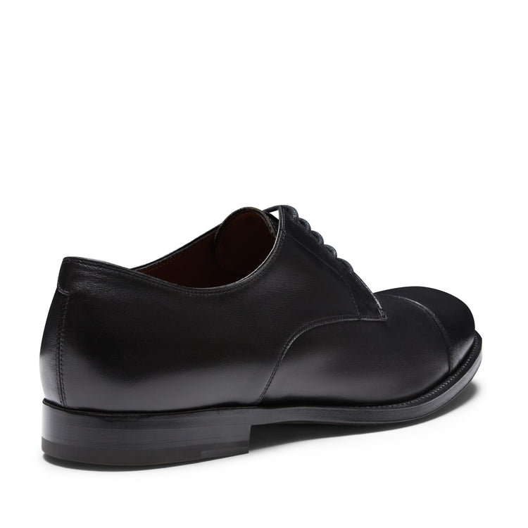 Stringata Derby in pelle