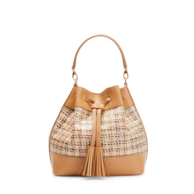 Bucket bag de piel trenzada