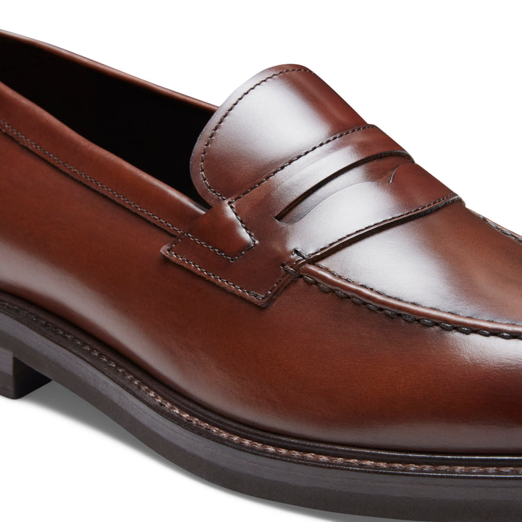 Mocasín de piel de color marrón para hombre