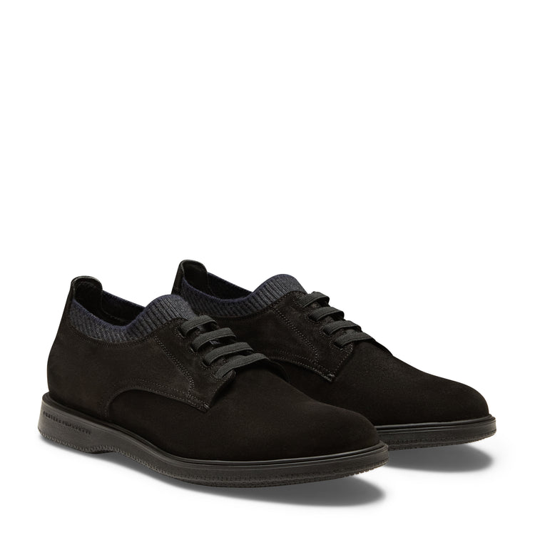 Stringata Derby nera in suede da uomo