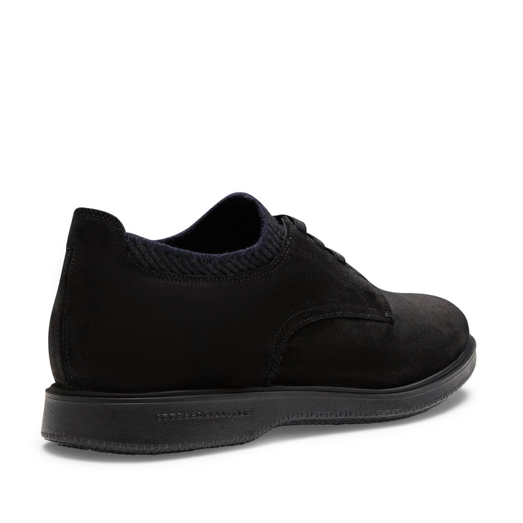 Stringata Derby nera in suede da uomo