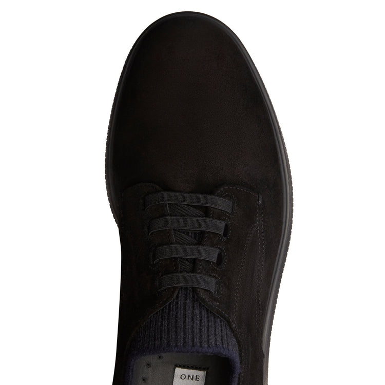 Stringata Derby nera in suede da uomo