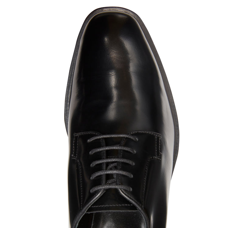Stringata Derby in pelle da donna nero