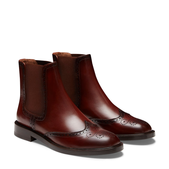 Chelsea boot brogue da donna in pelle color mandorla