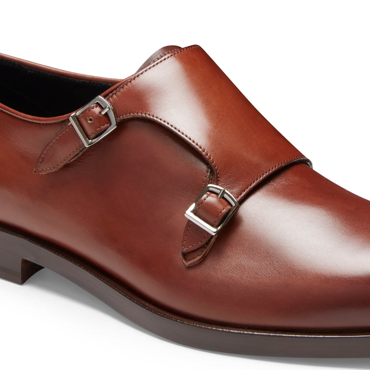 Zapato Derby de piel de color almendra con doble hebilla para hombre