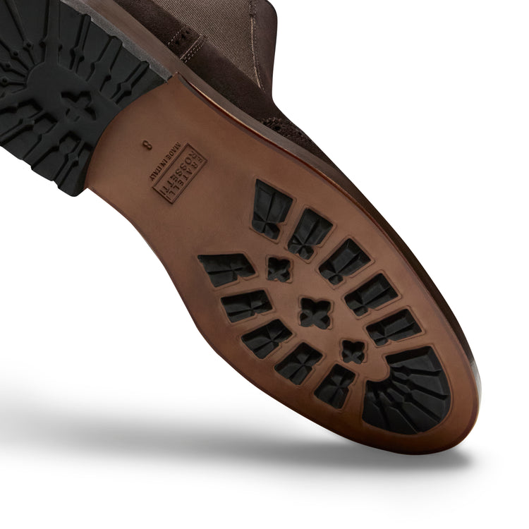 Chelsea boot brogue da uomo in suede cacao