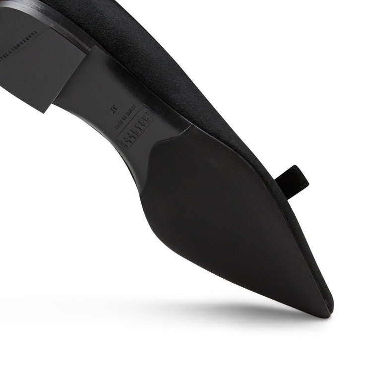 Flache Pumps aus schwarzem Wildleder