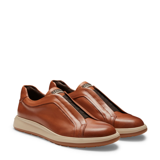 Sneaker in pelle liscia cuoio da uomo