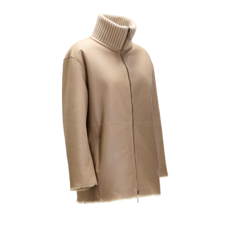 Cappotto da donna in shearling reversibile sabbia
